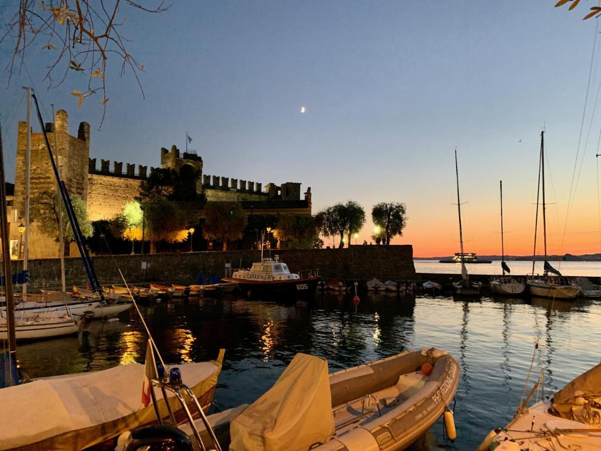 Albergo Gardesana Torri Del Benaco Kültér fotó